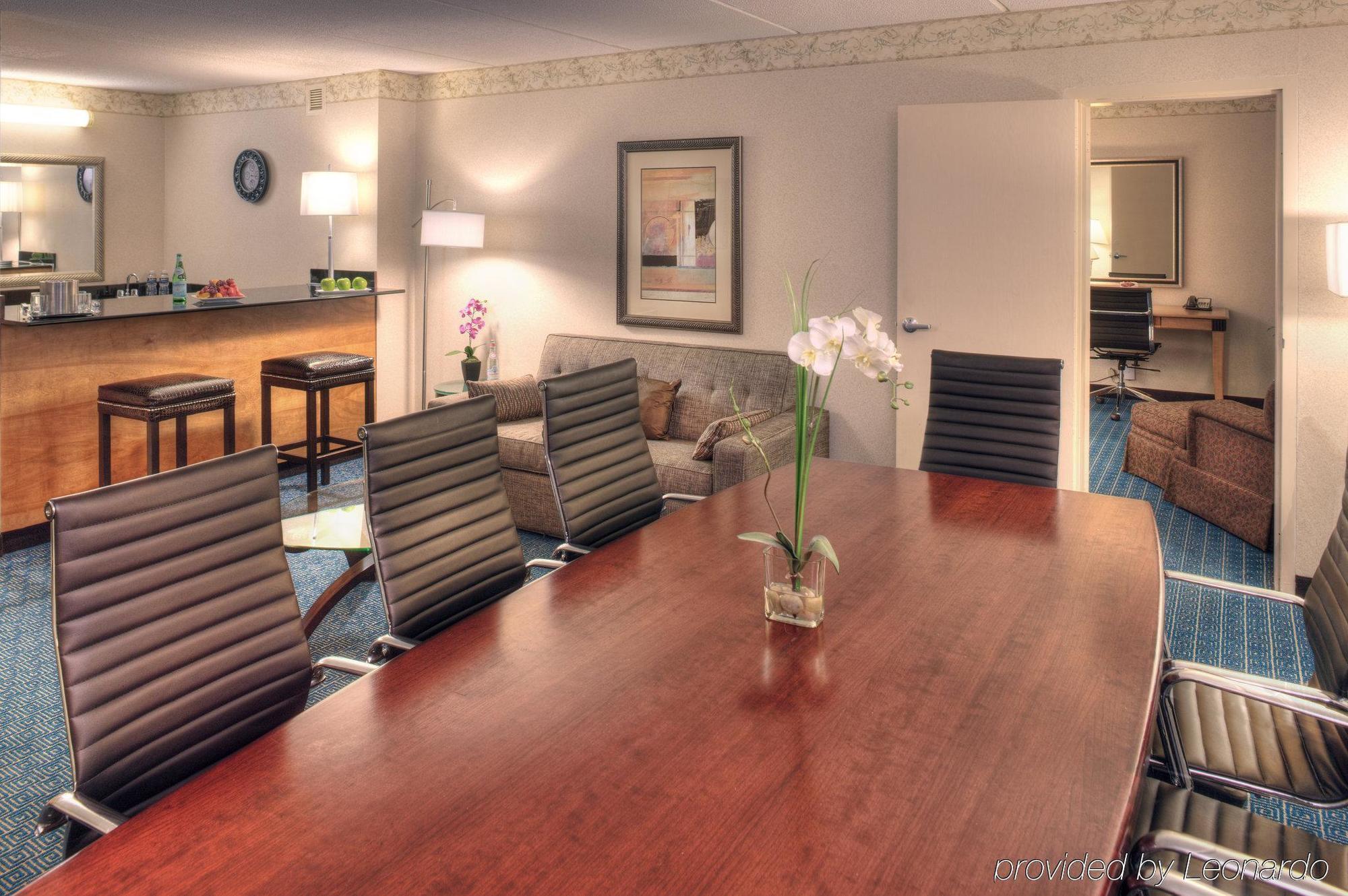 Doubletree By Hilton Roseville Minneapolis Dalaman gambar